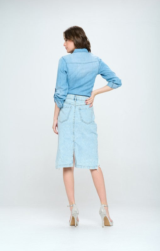 FRONT DESTROYED DENIM SKIRT - Nueva Moda Boutique By Giselly