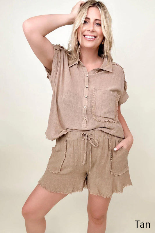 Gigio Flutter Hem Cotton Muslin Shorts with Cut Edge Detail - Nueva Moda Boutique By Giselly