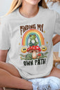 Finding My Own Path Retro Flower Frog Graphic Tee -  Nueva Moda Boutique By Giselly 