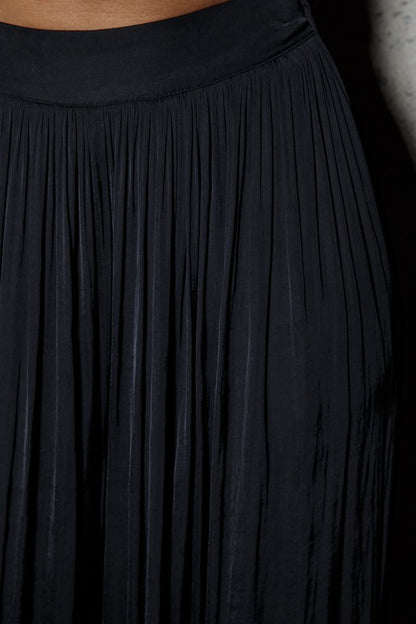 Full Pleated Dressy Pants -  Nueva Moda Boutique By Giselly 
