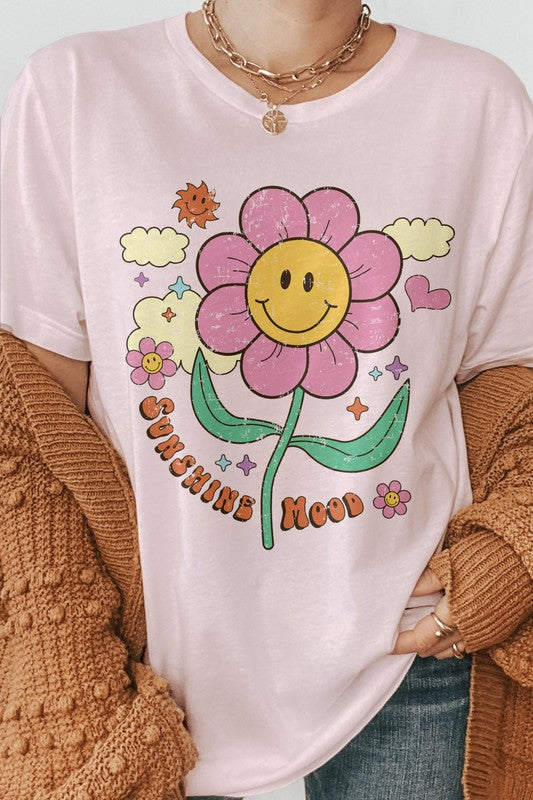Sunshine Mood Daisy Flower Graphic Tee -  Nueva Moda Boutique By Giselly 